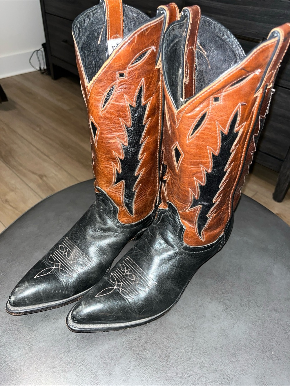 Sexy Cowgirl 8.5 M Code Western Dark Brownish Black & Brown Dark Inlay Boots